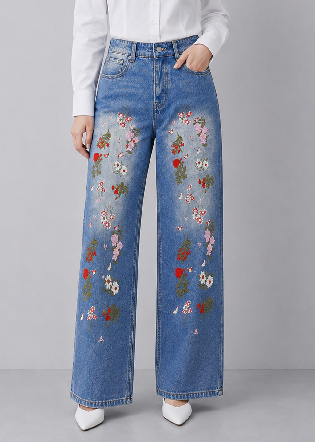 MAN Light-Wash Floral Embroidered Wide-Leg Jeans