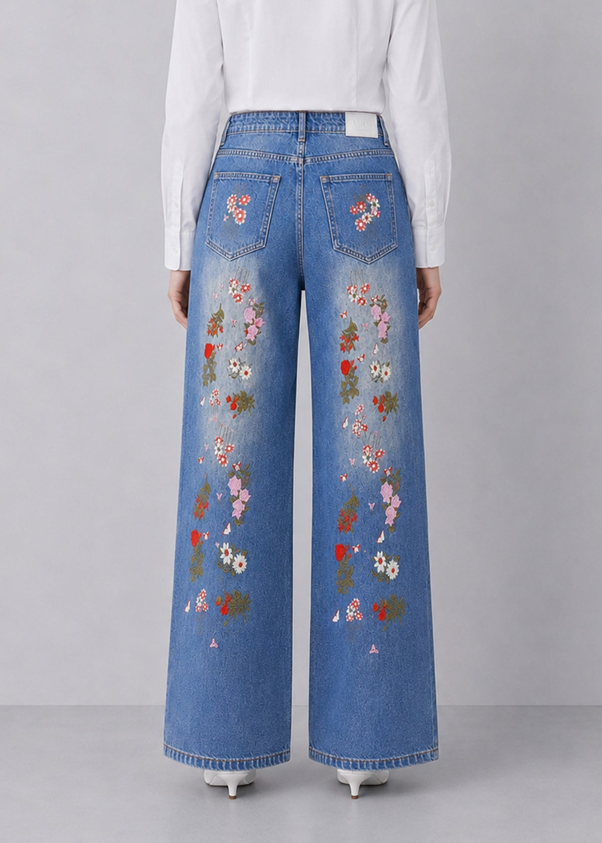 MAN Light-Wash Floral Embroidered Wide-Leg Jeans