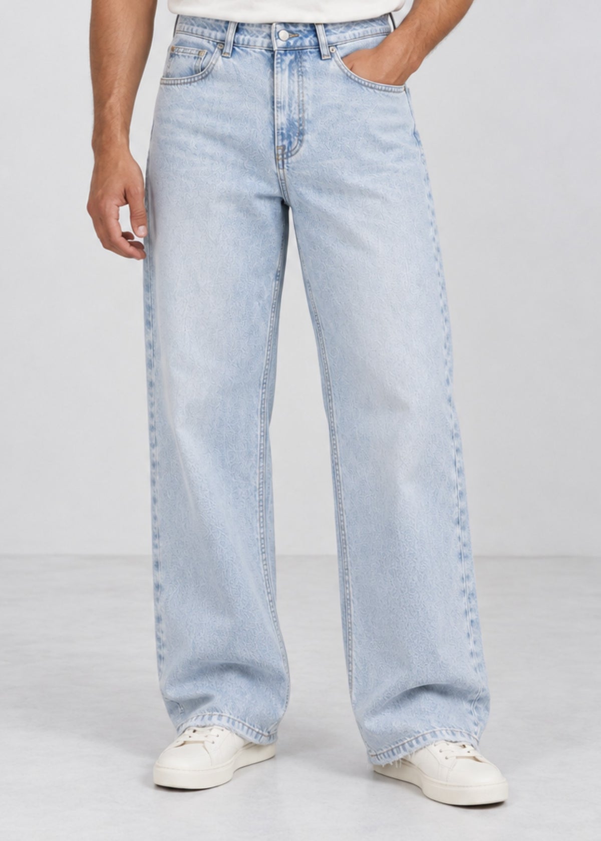 Ultra-Light-Wash Wide-Leg Raw-Hem Jeans