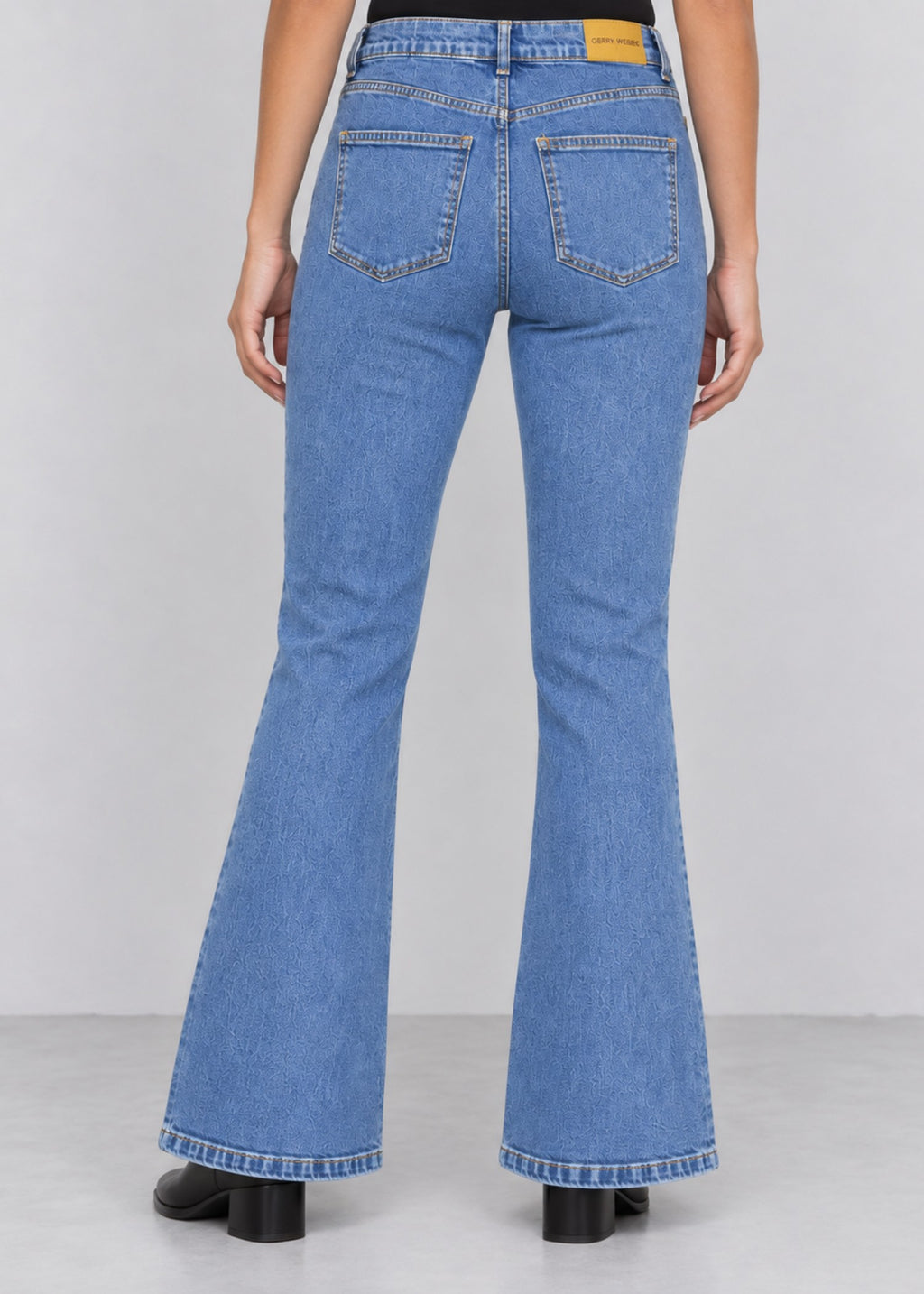 Gerry Weber Light-Wash Bootcut Jeans