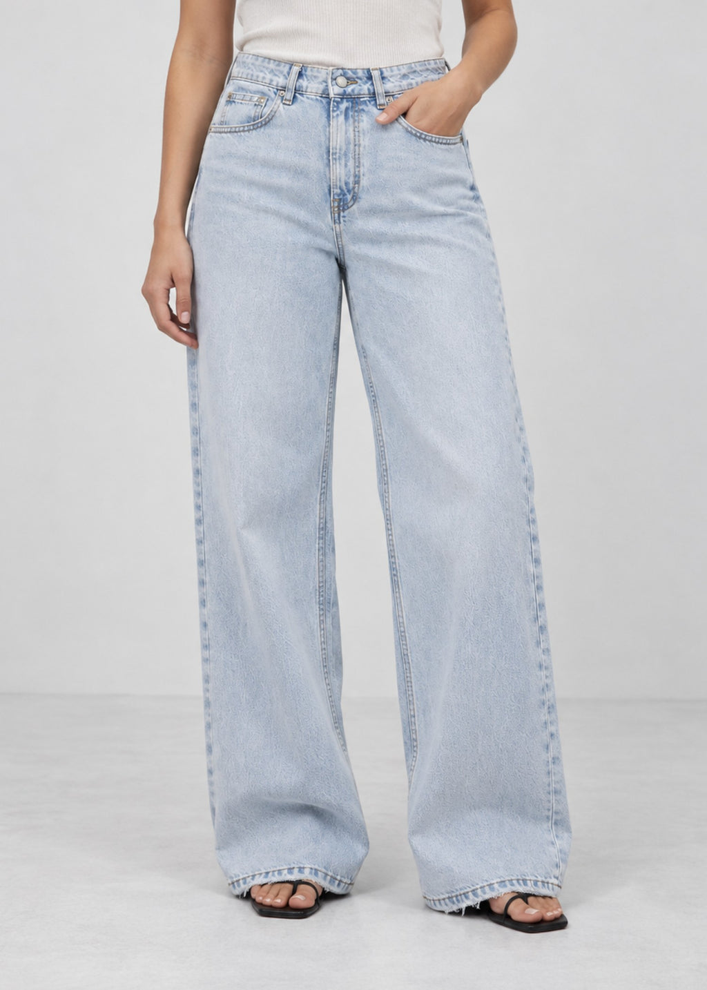 Ultra-Light-Wash Wide-Leg Raw-Hem Jeans