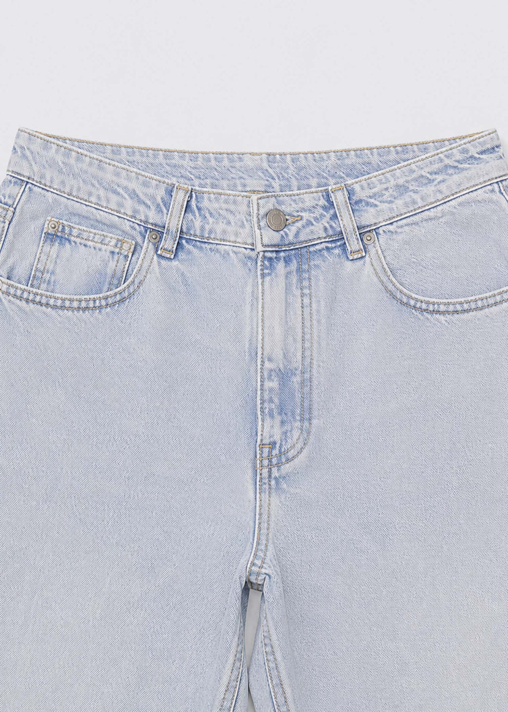 Ultra-light-wash jeans waistband five-pocket and button detail