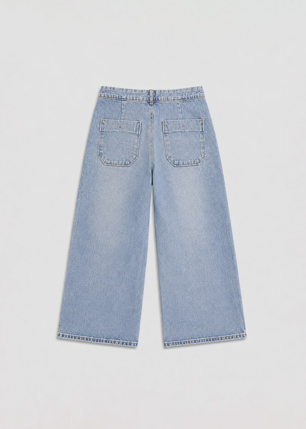 Zara light acid-wash wide-leg jeans back view with patch pockets